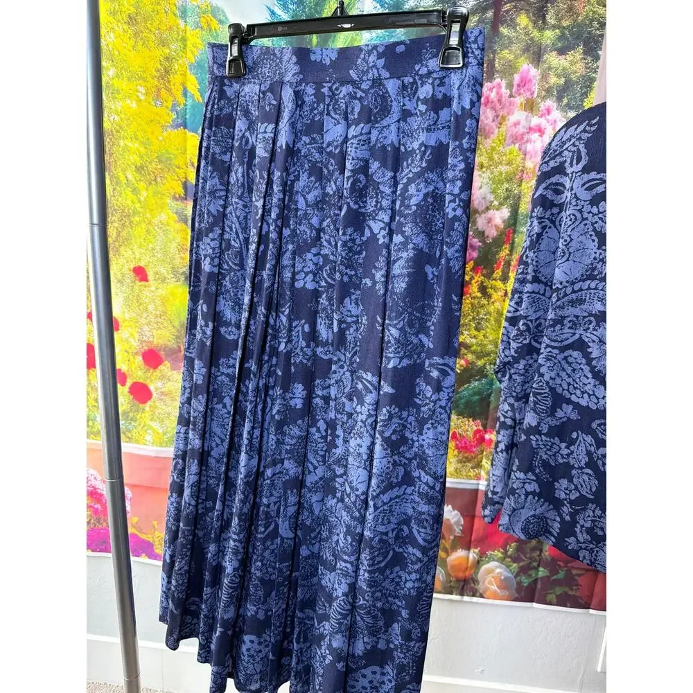 Jaeger Vintage Blue Floral Blouse &‎ Pleated Skirt Set US 4 Small
